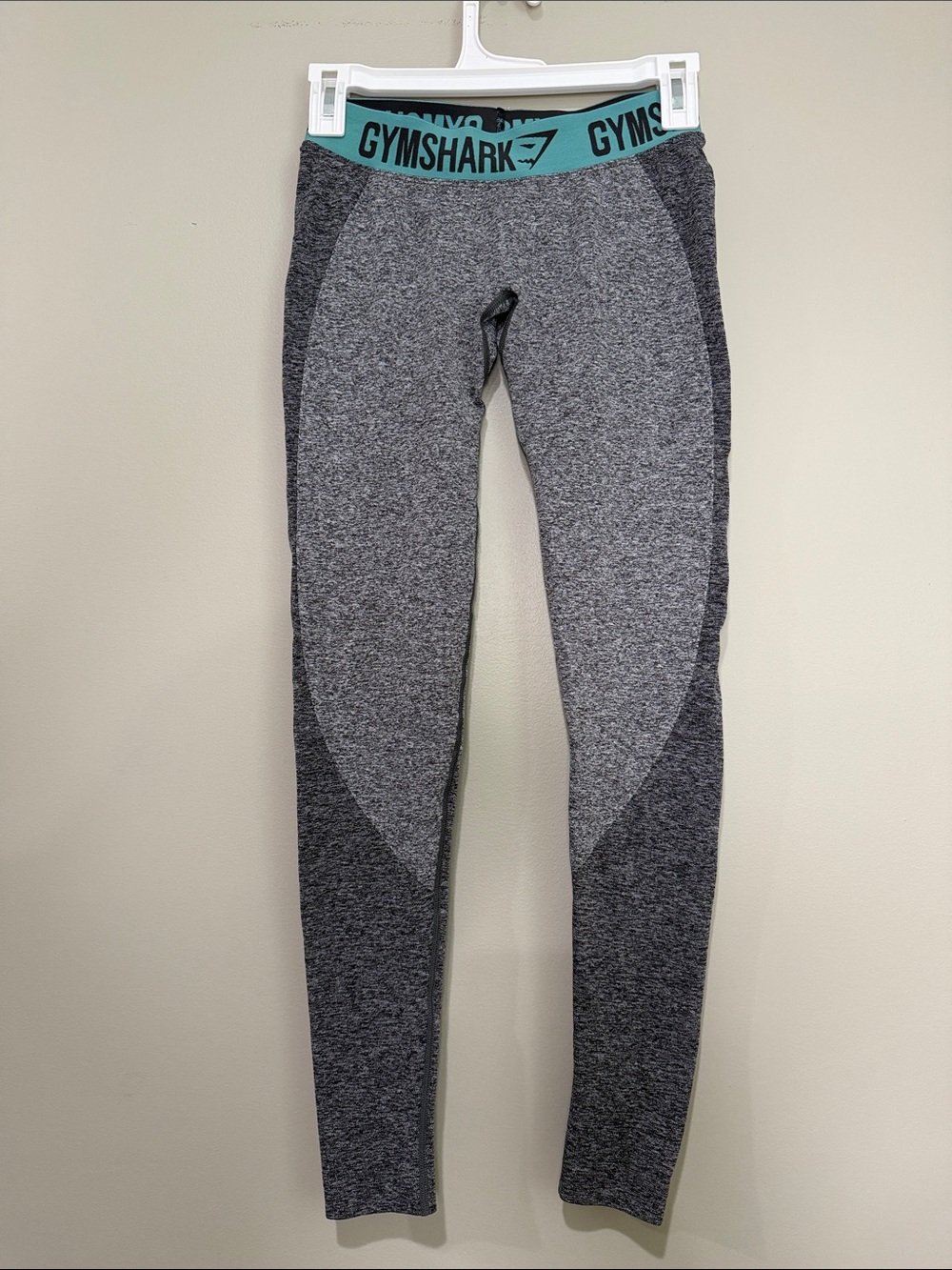 Gymshark Gray Seamless Leggings with Teal Waistband